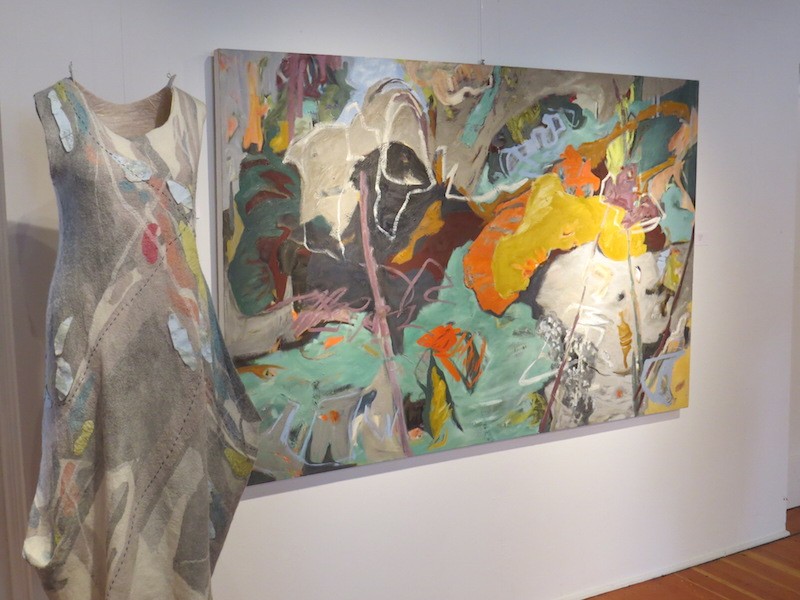 grey rhythm oil painting by abstract artist barbra edwards, felt sculpture by fiona duthie